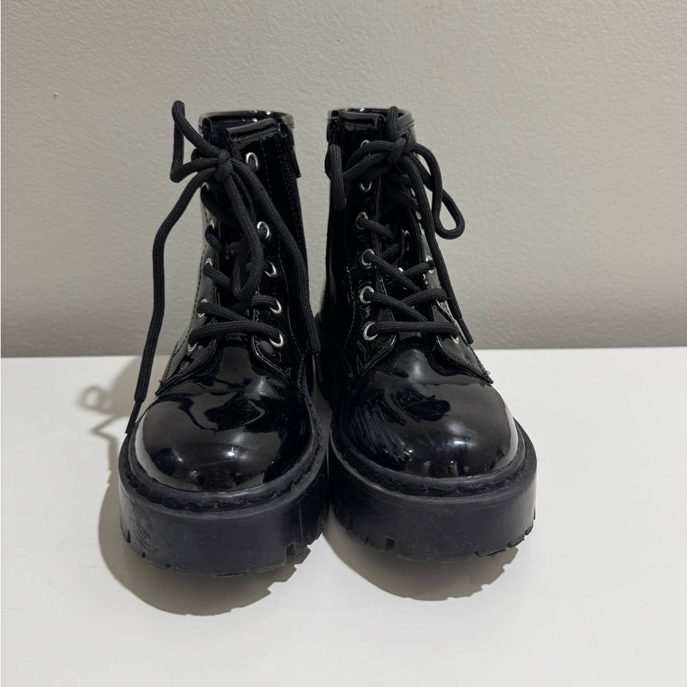 Steve Madden Jrockk Shiny Black Kids Lace-Up Boots- Girls size 13